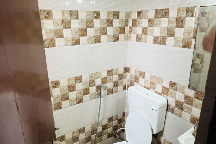 Room 21 of 27
