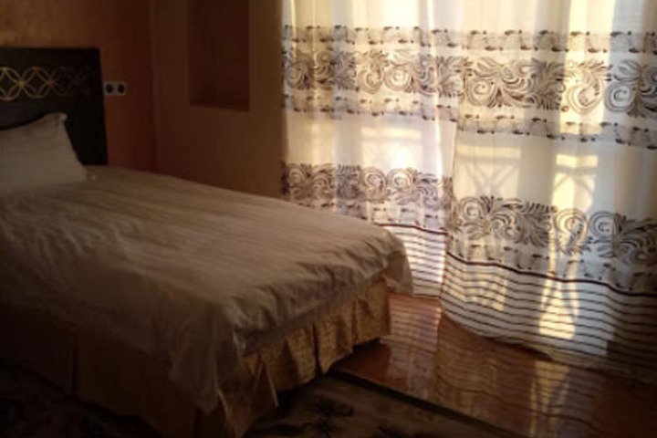 Room 27 of 59
