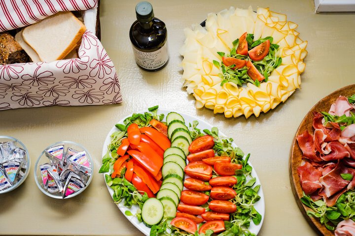 Dining 96 of 106