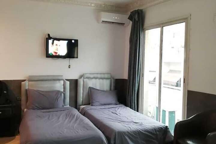 Room 8 of 19