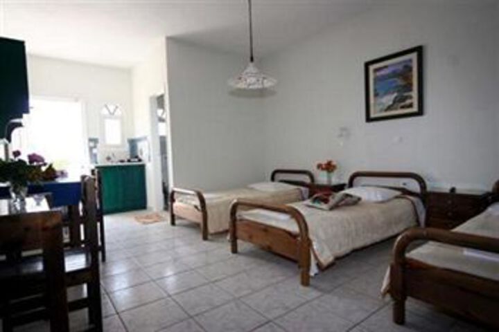 Room 14 of 34
