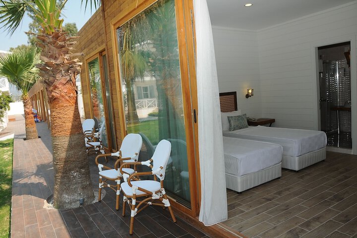 Terrace/Patio 25 of 71