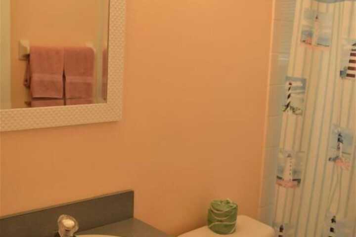 Room 16 of 20