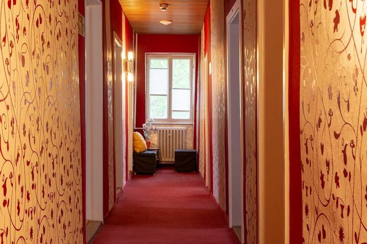 Ballroom/Hall 42 of 52