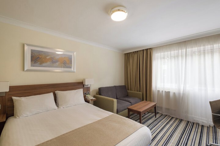 Room 15 of 95