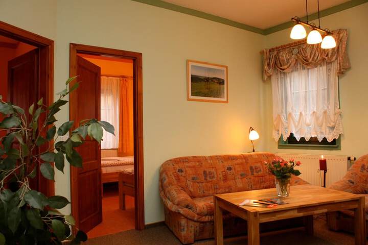 Room 15 of 33