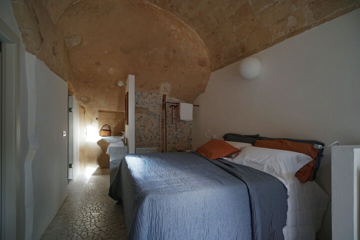 Room 20 of 28