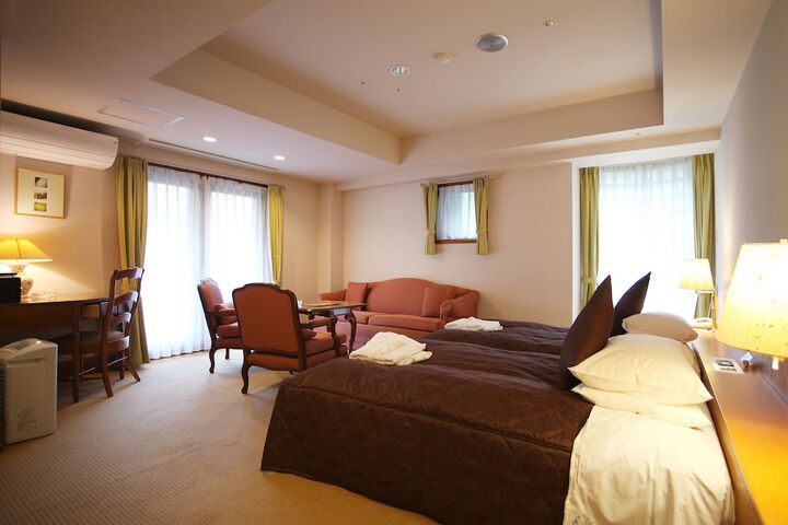 Room 14 of 113