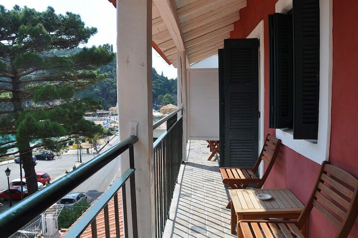 Terrace/Patio 44 of 76