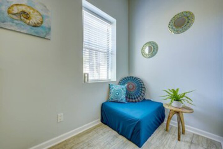 Room 18 of 21