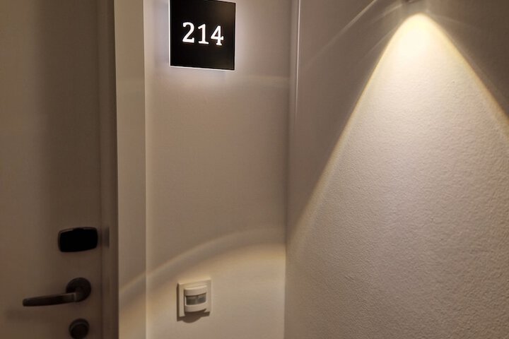 Room 43 of 135