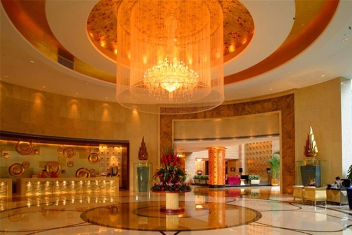Guest Lobby