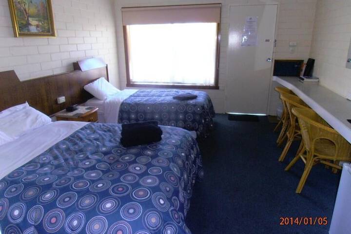 Room 16 of 50