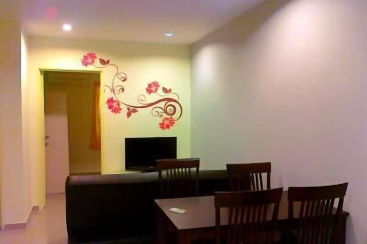 Room 21 of 27