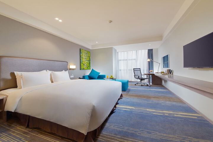 Room 14 of 31