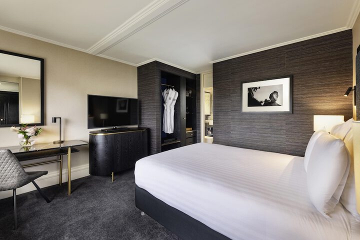 Room 15 of 113