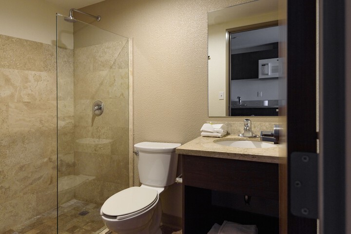 Room 17 of 30