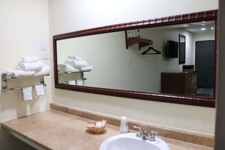 Double Premium King Bed (5 of 9)