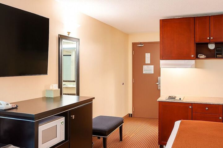 Room 19 of 51