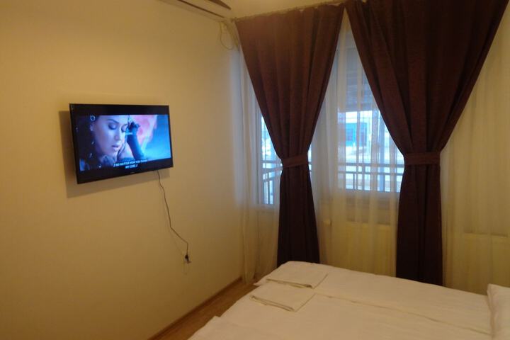 Room 17 of 35