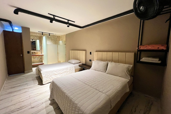 Room 19 of 59