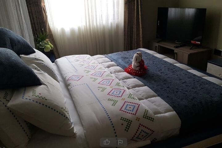 Room 8 of 26