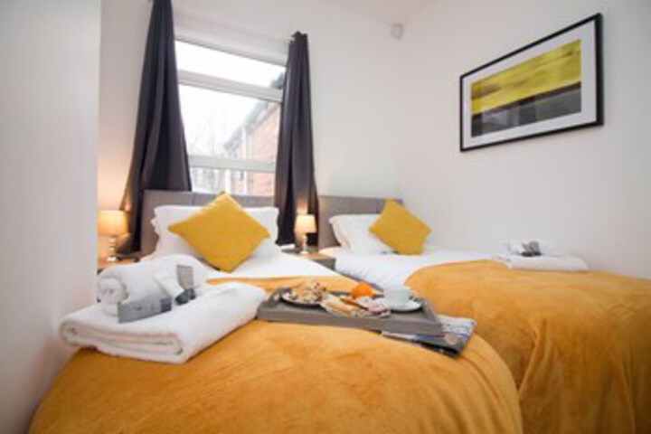 Diamond - Draycott House