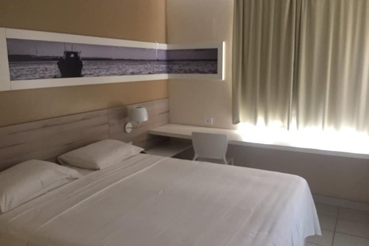 Room 7 of 27