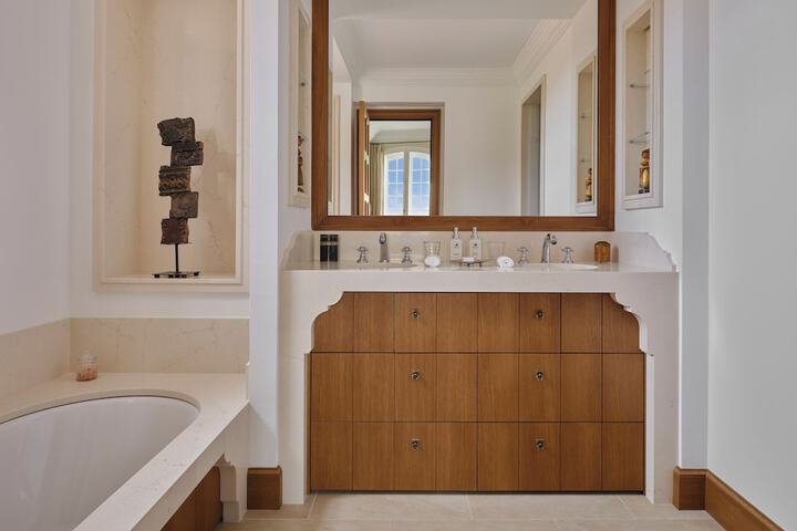 Bath Interior