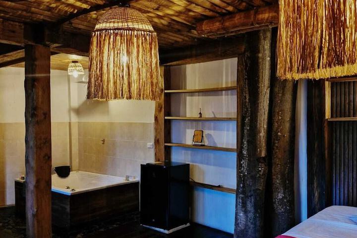 Room 44 of 84