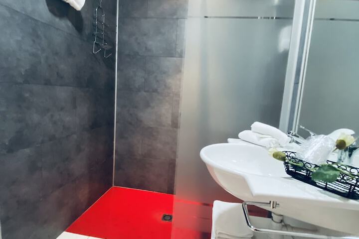 Room 49 of 72