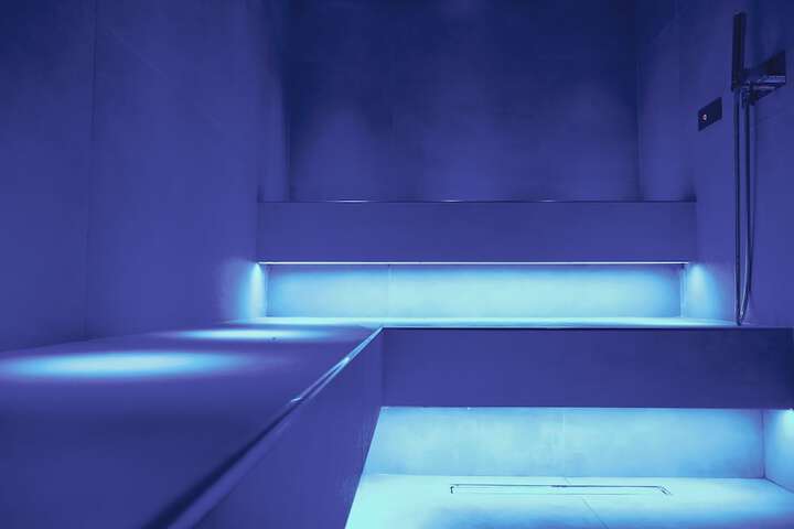 Room 33 of 49