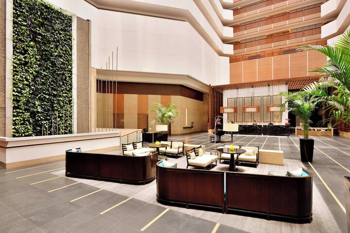 Hotel Interior 4 of 117