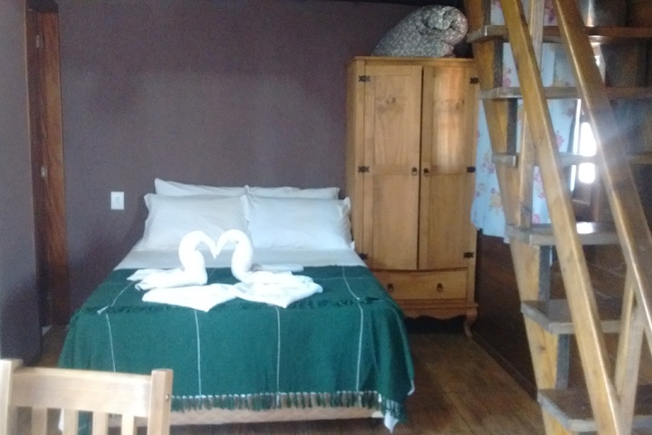 Room 3 of 33