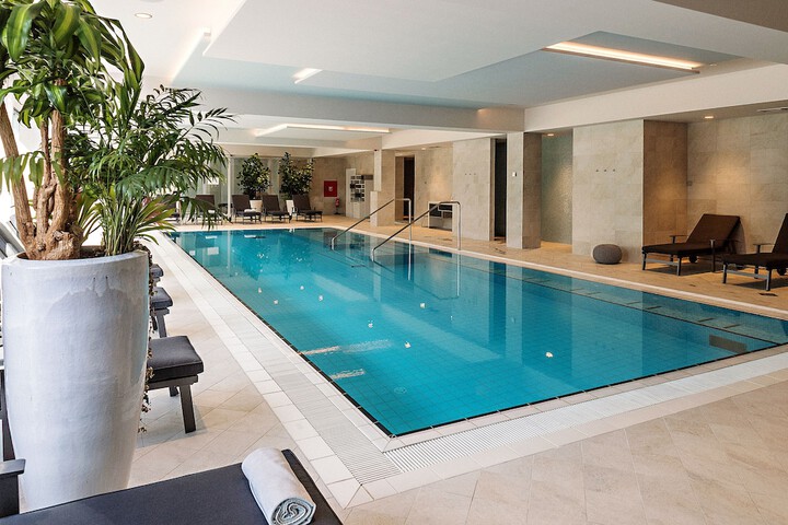 Pool 21 of 52