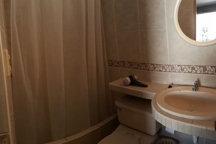Room 14 of 24