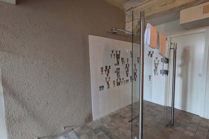 Room 61 of 72