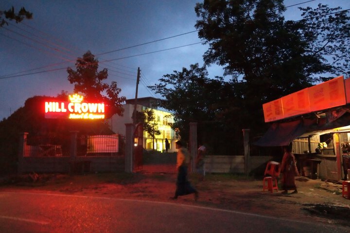Hill Crown Hotel & Resort