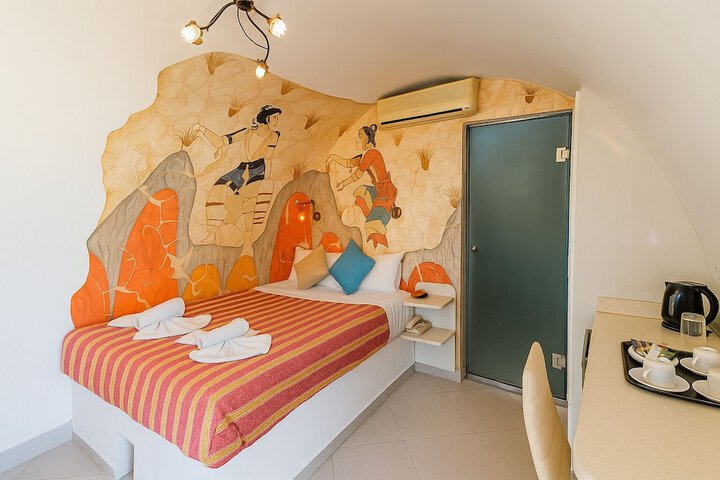 Room 9 of 20