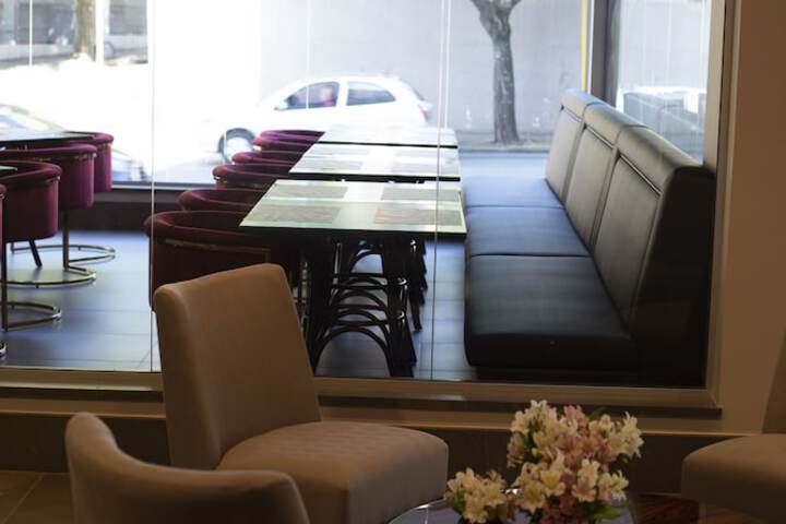 Guest Lobby