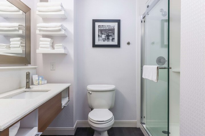 Bathroom shower