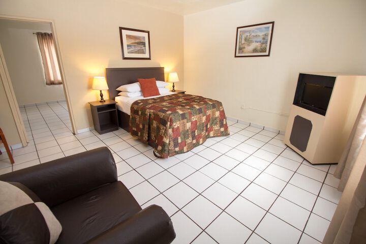 Economy Single Double Bed (7 of 16)