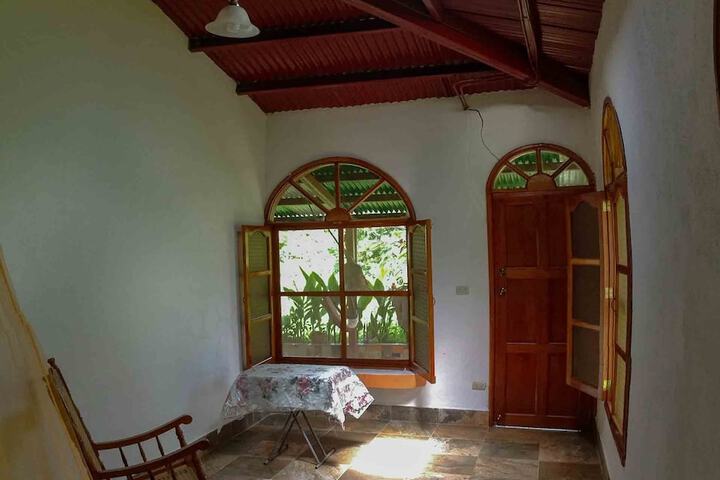 Room 4 of 48