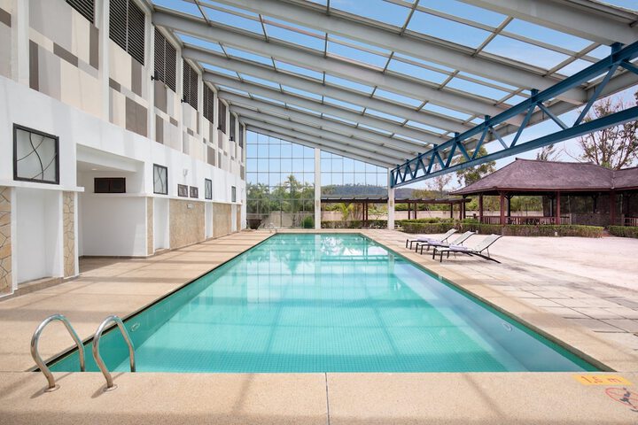 Pool 42 of 130