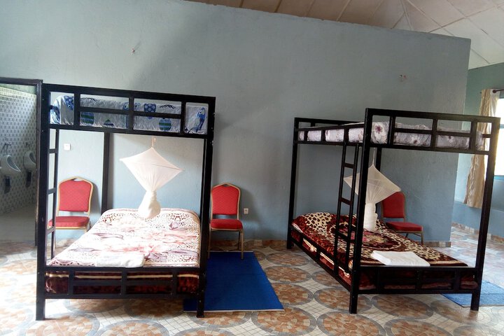 Room 12 of 36