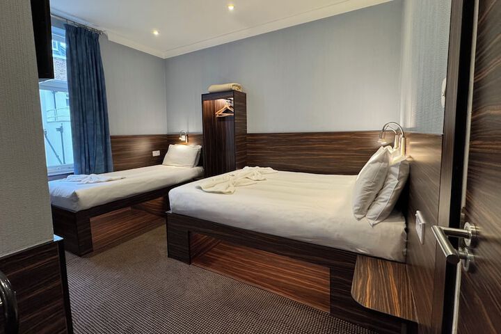 Room 41 of 67