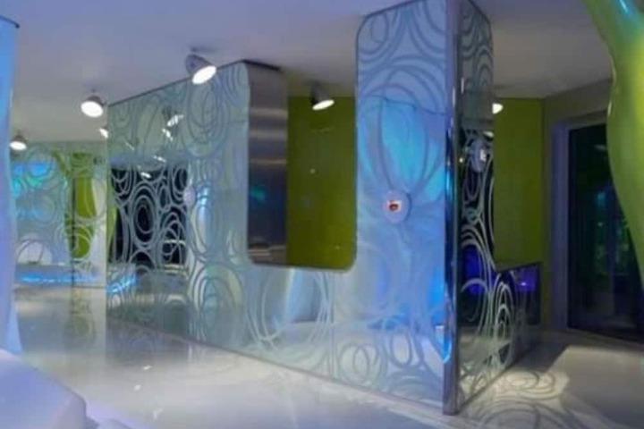 Hotel Interior 93 of 101