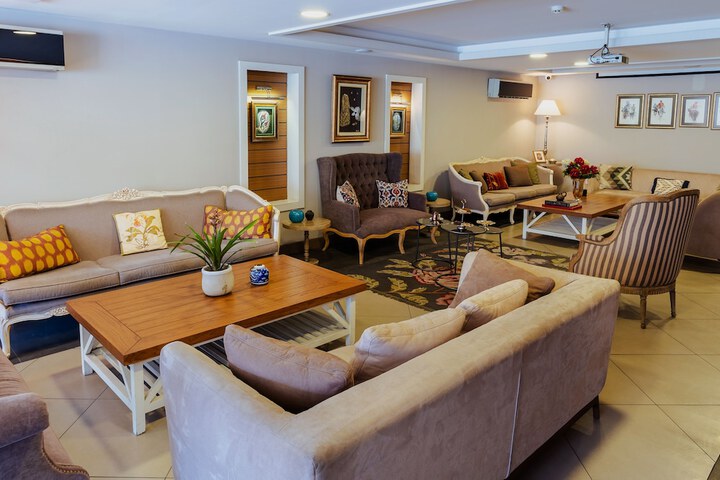 Lobby Photos