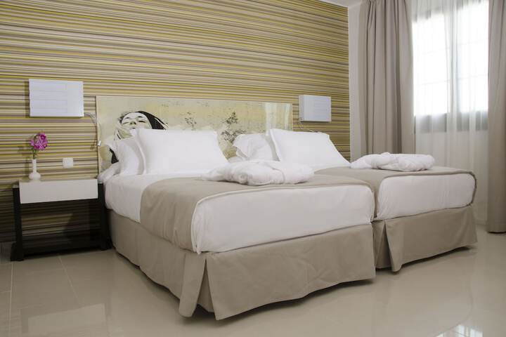 Room 5 of 71