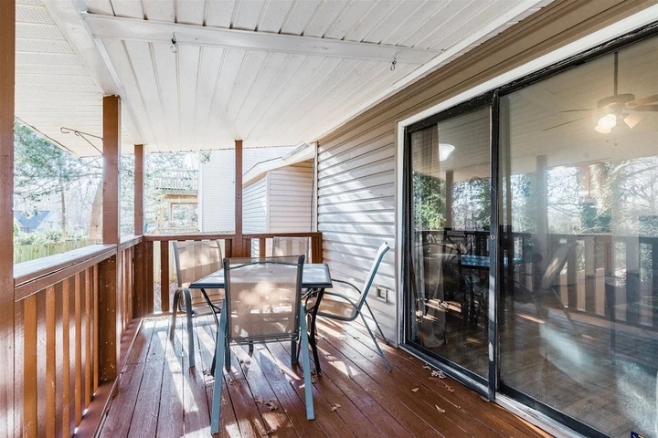 Terrace/Patio 7 of 12